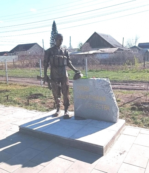 В День Победы народный памятник открыли в селе под Новосибирском