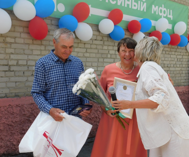 Как сохранить любовь на 50 лет: опыт семьи Вороновых из Новолоктей