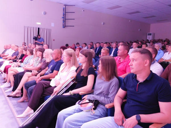 От мастерства к признанию: в Линево чествовали металлургов