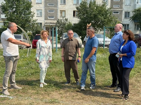 Современная спортивная площадка строится в Искитиме