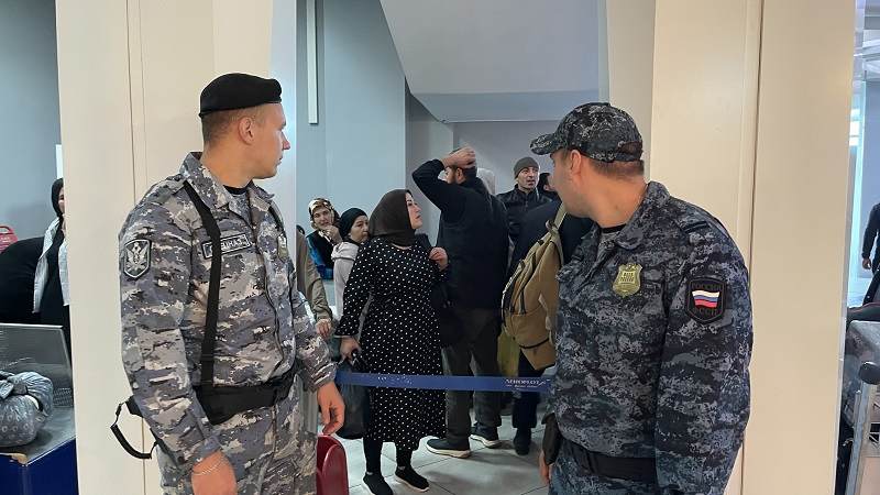 Полторы тысячи мигрантов выдворены из Новосибирской области